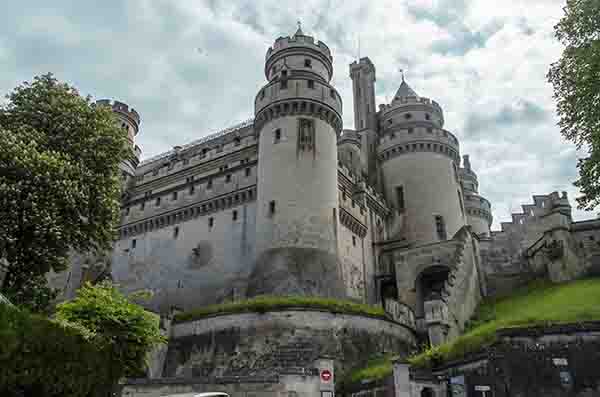 Francia - Pierrefonds 15 - castillo de Pierrefonds.jpg